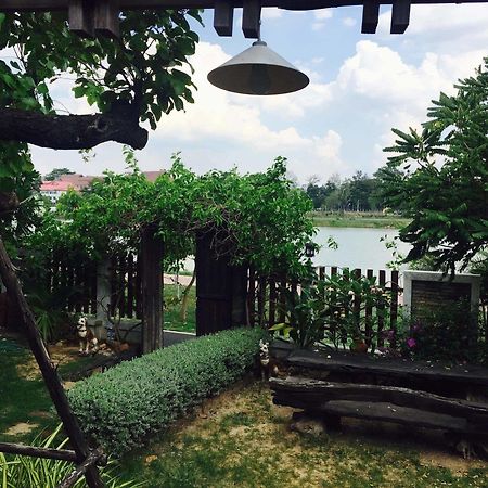 Huaymuang Apartment Ubon Ratchathani Extérieur photo