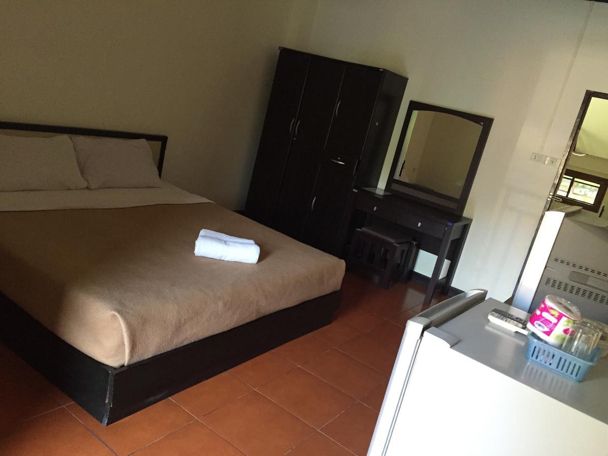 Huaymuang Apartment Ubon Ratchathani Extérieur photo