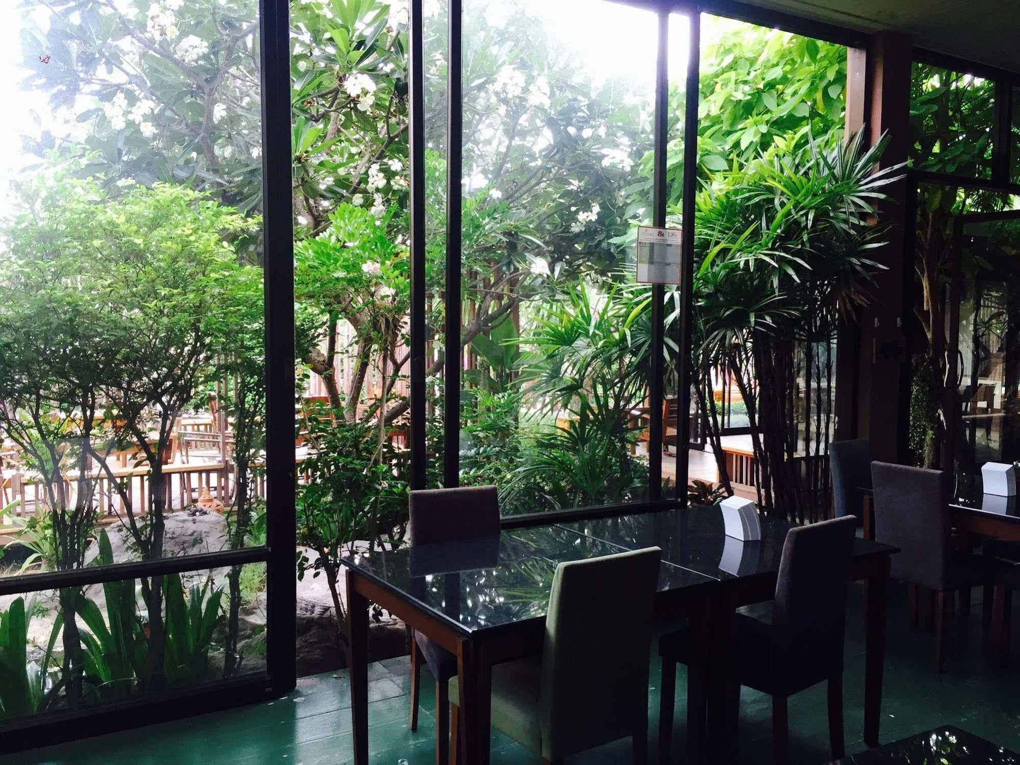 Huaymuang Apartment Ubon Ratchathani Extérieur photo