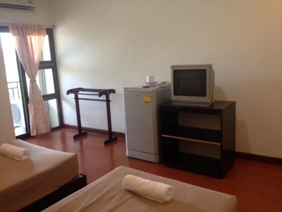 Huaymuang Apartment Ubon Ratchathani Extérieur photo